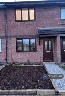 2 bedroom terraced house to rent, Handsworth Walk, Southport, PR8