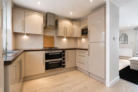 2 bedroom end of terrace house to rent, Archers, Harlow, Essex, CM19