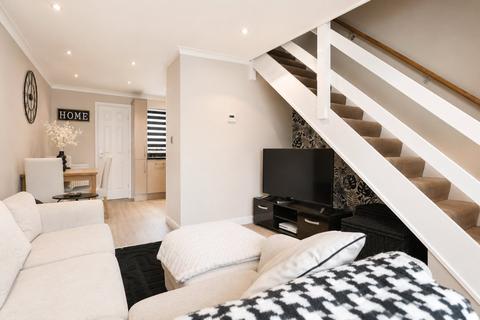 2 bedroom end of terrace house to rent, Archers, Harlow, Essex, CM19