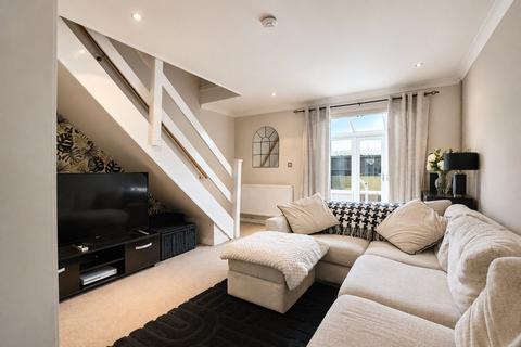 2 bedroom end of terrace house to rent, Archers, Harlow, Essex, CM19