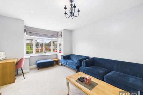 undefined, Hilltop Road, Reading RG6