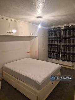 undefined, Pinewood Park, Farnborough, GU14