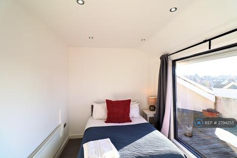 undefined, Hibbert House, Maidenhead, SL6