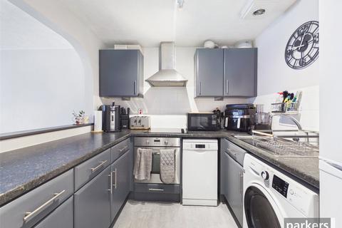 2 bedroom maisonette for sale, Hartigan Place, Reading RG5