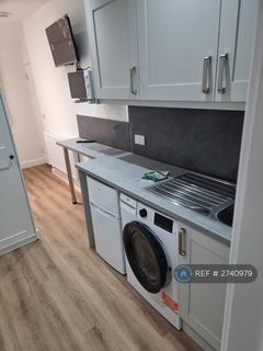Studio to rent, Brampton Grove, Wembley, HA9