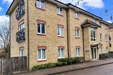 2 bedroom flat to rent, Amberside Court, Hardings Close, Hemel Hempstead