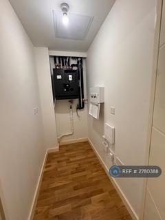 1 bedroom flat to rent, Altitude Point, London, N8