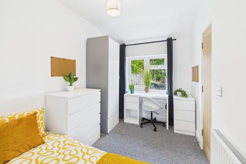 6 bedroom house share to rent, Mottram Close