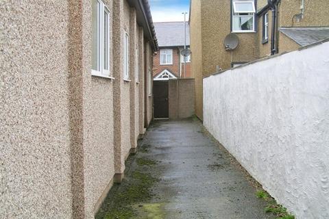 Office for sale, 6 Millbank Rd Rhyl LL18 4NY