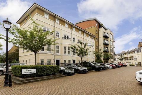 2 bedroom flat to rent, NW1