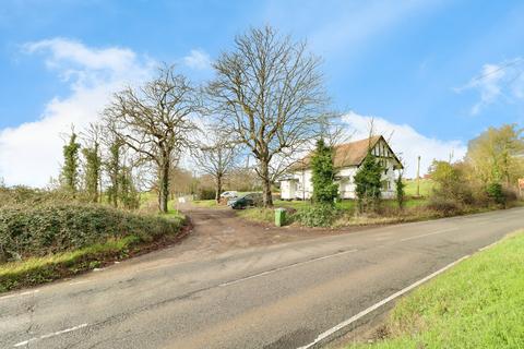 undefined, Laindon Road, Stanford-le-hope, SS17