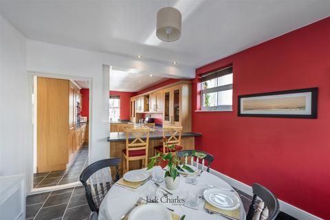 undefined, Tonbridge Road, Wateringbury, Maidstone