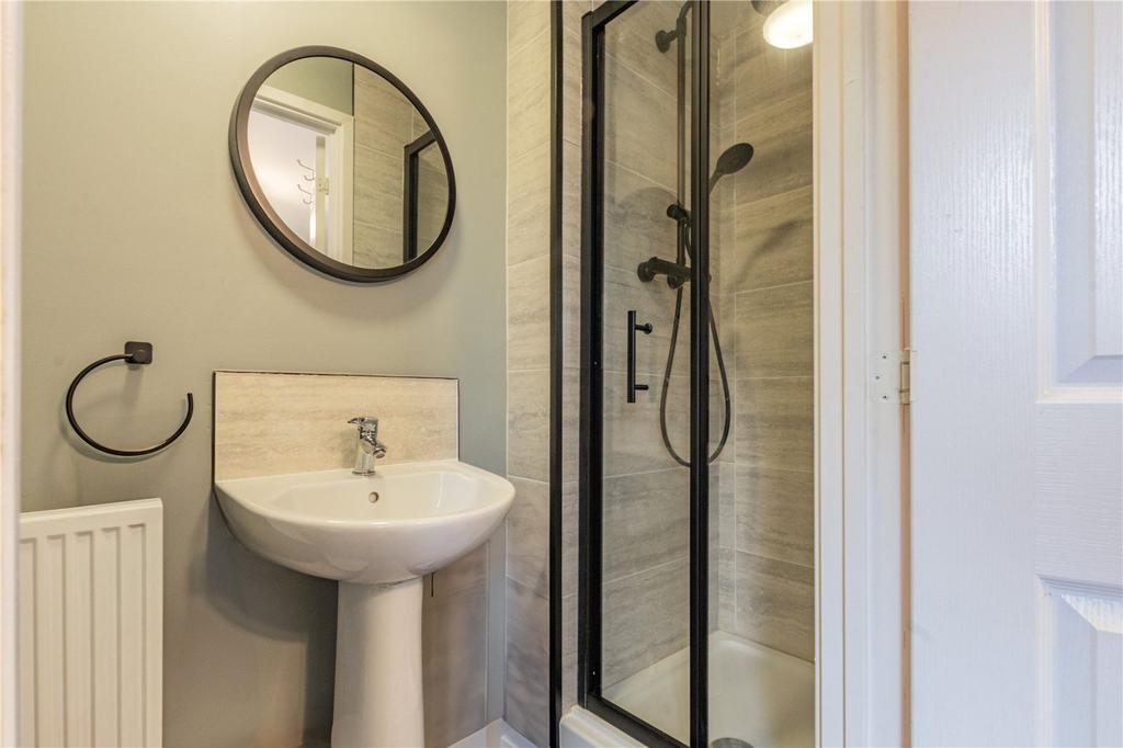 Master En-Suite