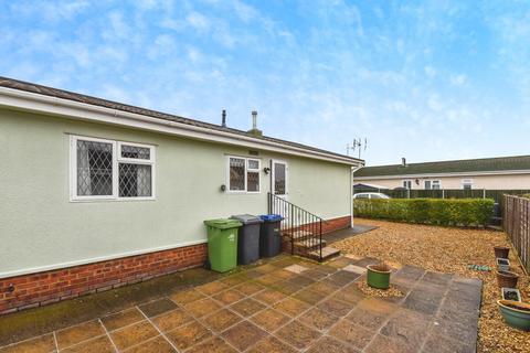 2 bedroom park home for sale, Whitfield Close, Warminster, BA12