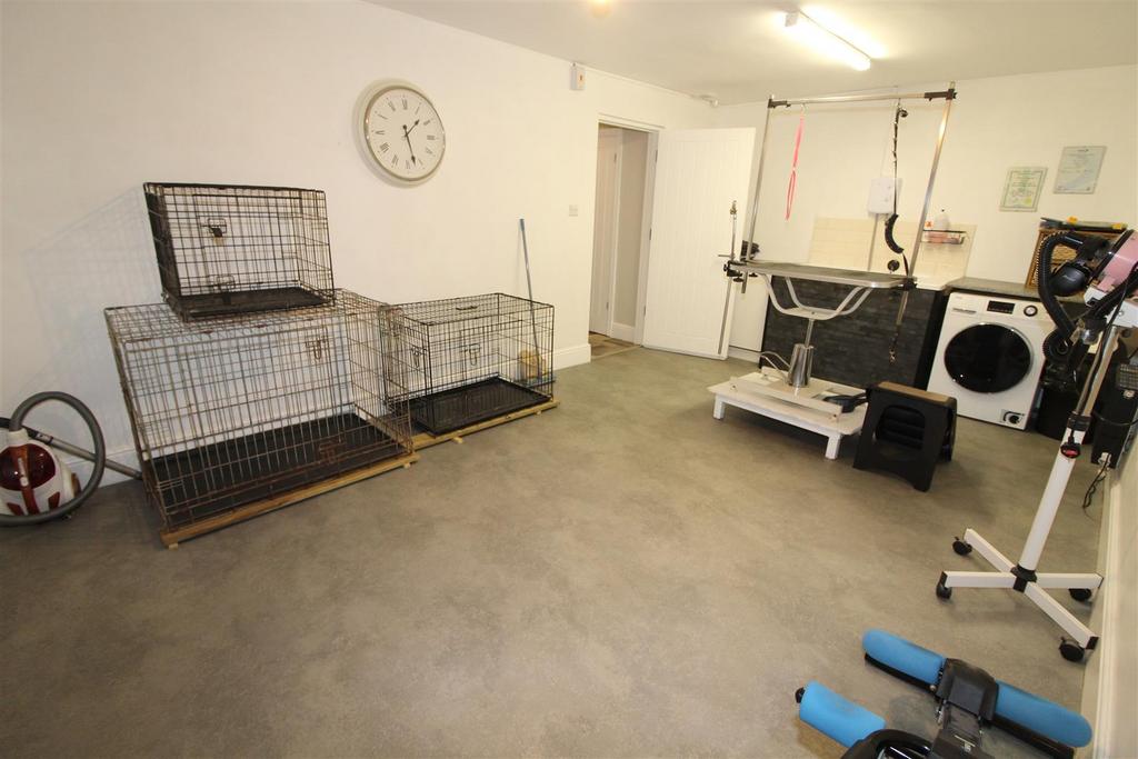 Utility/Hobby Room