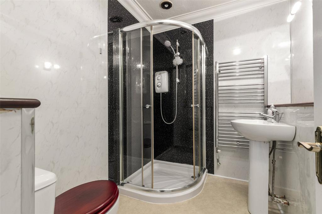 Bedroom 1 En Suite