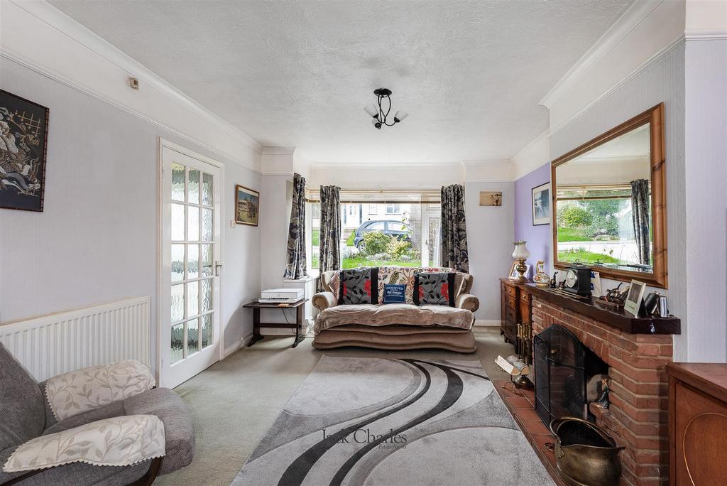 9 The Meadow, TN2 4 EH 004.jpg