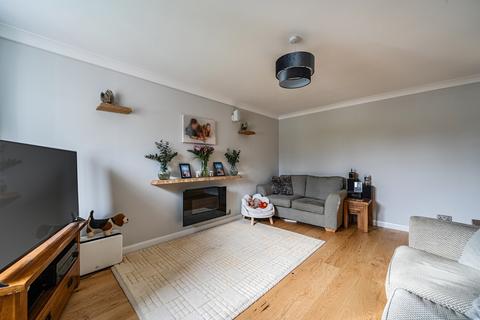 3 bedroom detached house for sale, Alexandra Gardens, Knaphill, Woking