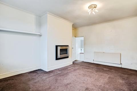 2 bedroom terraced house for sale, Bradford Road, Wakefield, WF2