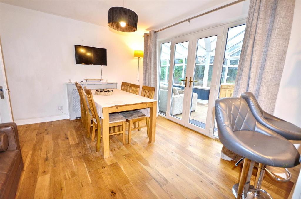 Open Plan Dining Kitchen