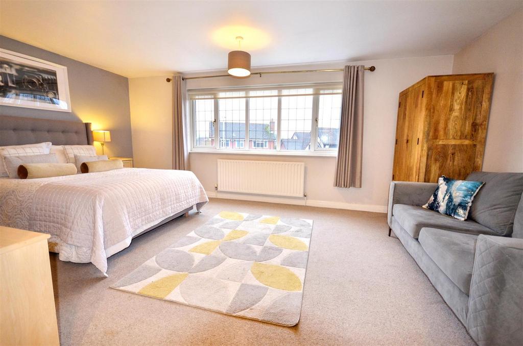 Main Bedroom
