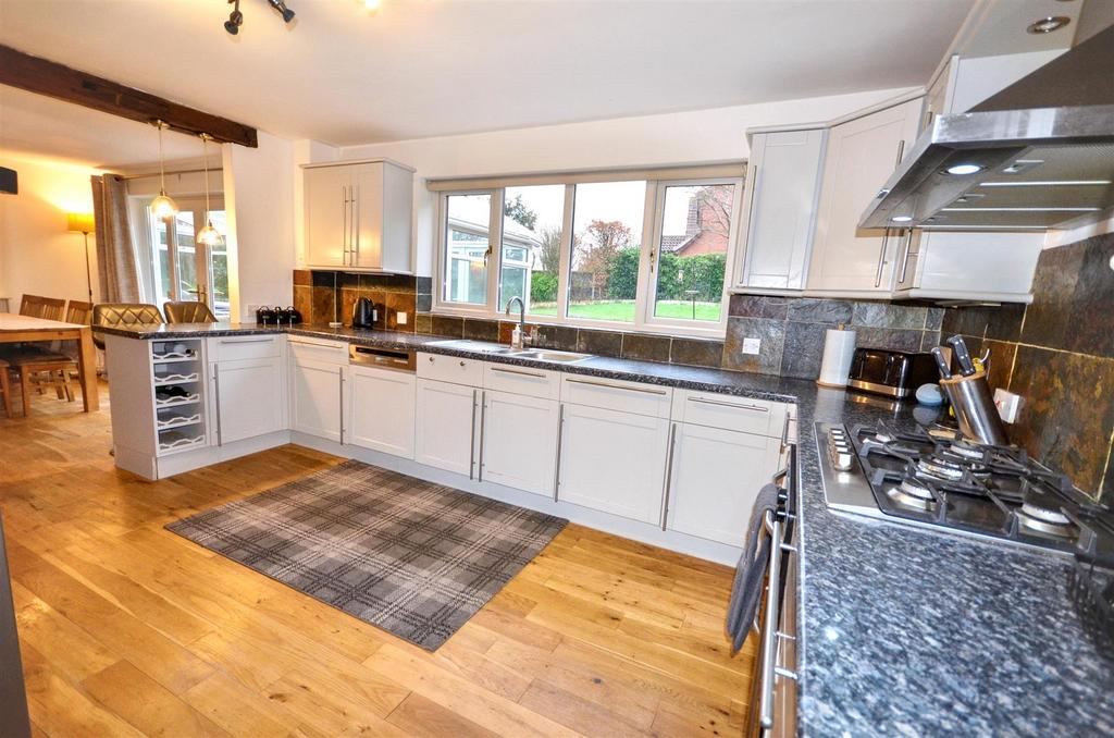 Open Plan Dining Kitchen