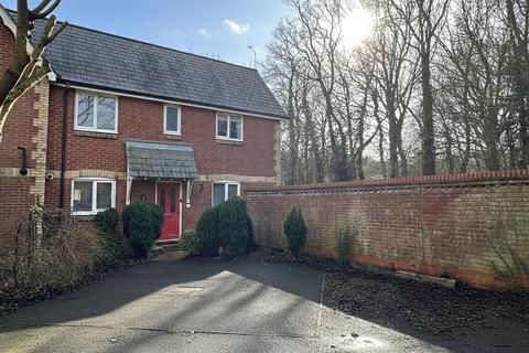 2 bedroom semi-detached house for sale, Bramble Tye, Basildon SS15