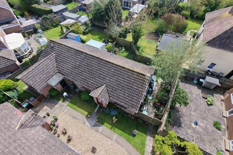 2 bedroom semi-detached bungalow for sale, Bramley Close, Ashford TN25