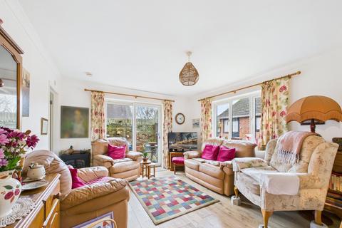 2 bedroom semi-detached bungalow for sale, Bramley Close, Ashford TN25