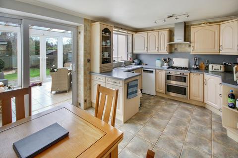 4 bedroom semi-detached house for sale, Tiltwood Drive, Crawley Down, Crawley, RH10
