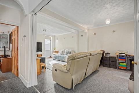 5 bedroom end of terrace house for sale, Gillingham Road, Gillingham ME7