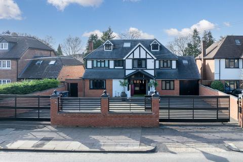 undefined, Old Bedford Road, Luton, Bedfordshire, LU2 7EH