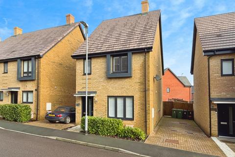 2 bedroom detached house for sale, Saddleback Close, Bridgefield