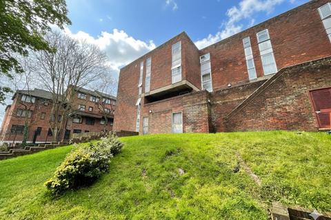 undefined, Startpoint, Downs Road, Luton, Bedfordshire, LU1 1XN
