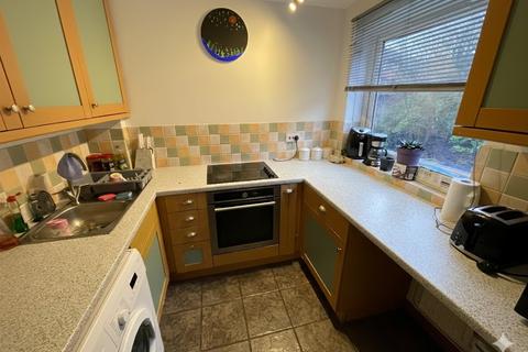 undefined, Startpoint, Downs Road, Luton, Bedfordshire, LU1 1XN