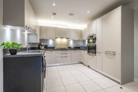 5 bedroom semi-detached house for sale, Burton Avenue, Leigh, Tonbridge