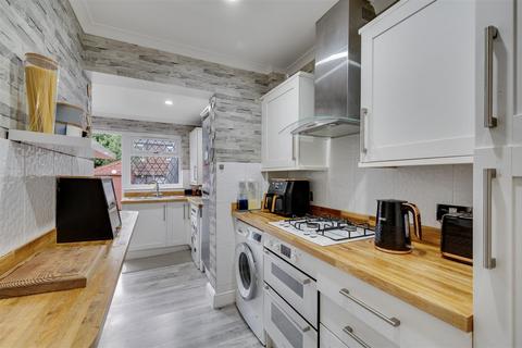 undefined, Kingthorpe Terrace. Brentfield Road, London