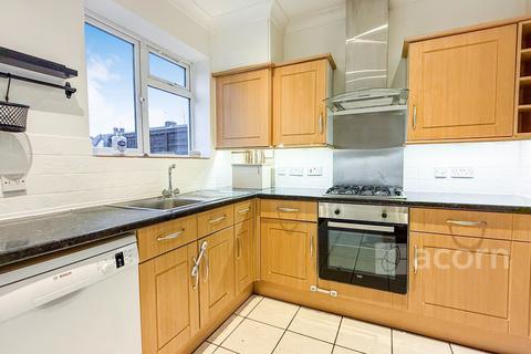 3 bedroom terraced house to rent, Tidford Road Welling DA16