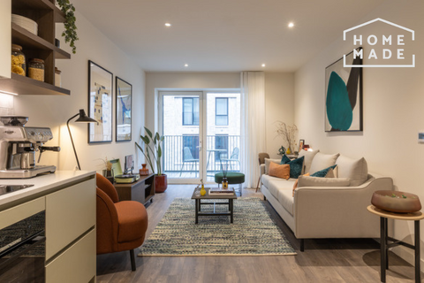 undefined, The Maple, NW2