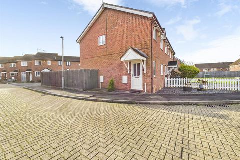 Todd Close, Aylesbury HP21