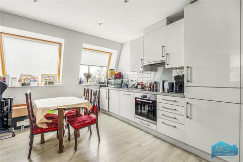 High Road, London, N20
