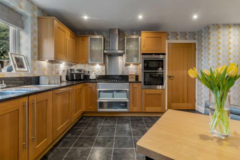 undefined, Worcester WR6