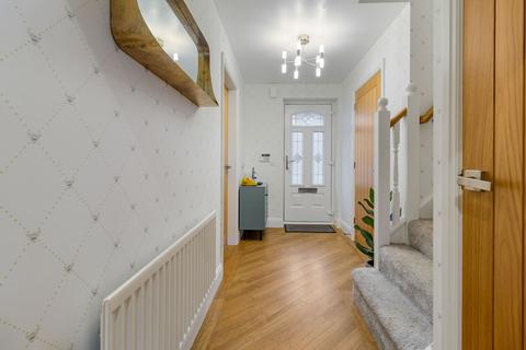 undefined, Worcester WR6
