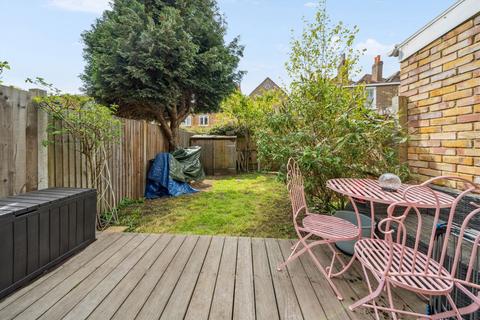 2 bedroom house for sale, Edwin Road, Twickenham TW2