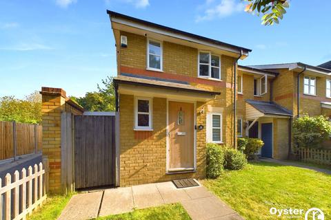 Lonsdale Drive, Enfield, EN2