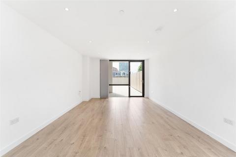3 bedroom apartment to rent, Giles House, Forrester Way, Stratford