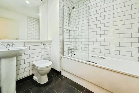 1 bedroom flat to rent, Crispin Lofts, New York Road, Leeds, West Yorkshire, LS2