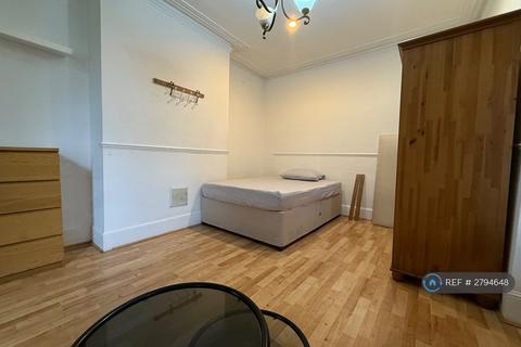 undefined, High Road, Wood Green, N22