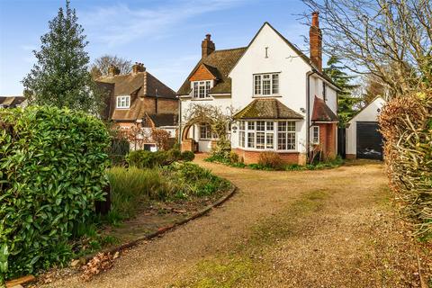 undefined, Beacon Way, Banstead