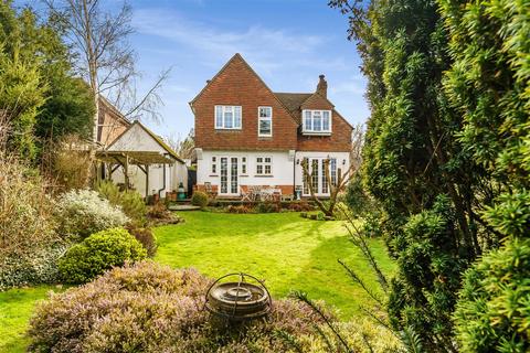 undefined, Beacon Way, Banstead